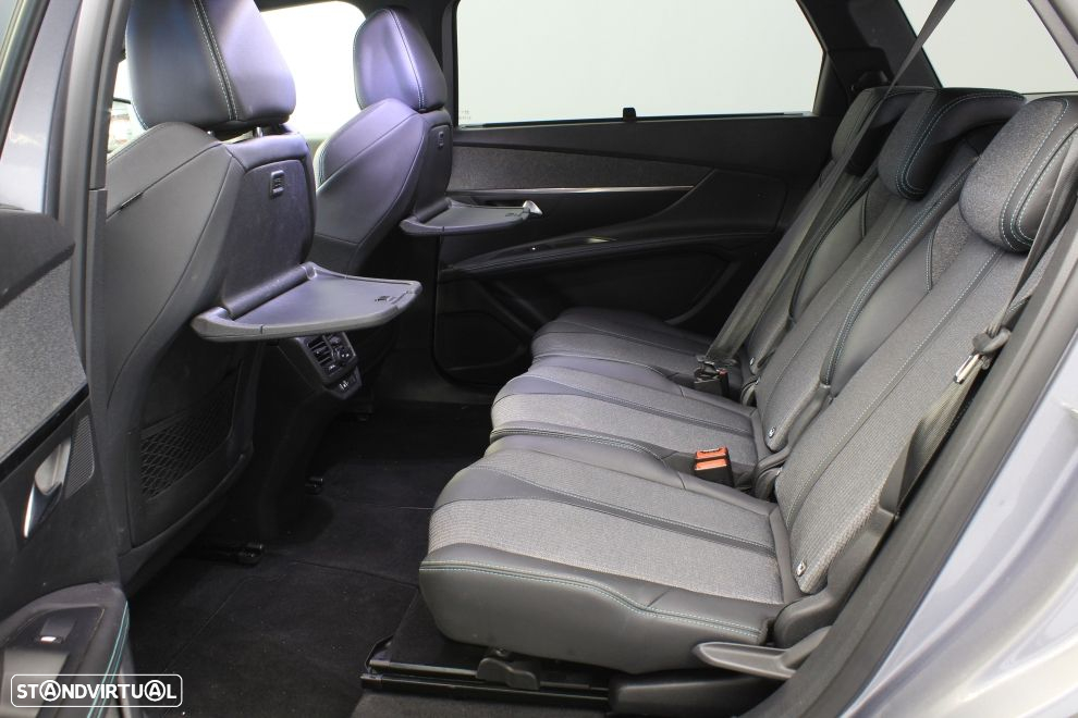 Peugeot 5008 1.2 PureTech Allure Pack - 26
