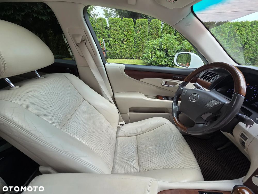 Lexus LS 460 Elegance - 12
