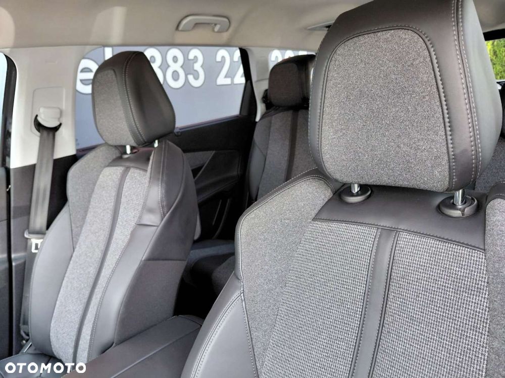 Peugeot 5008 - 14