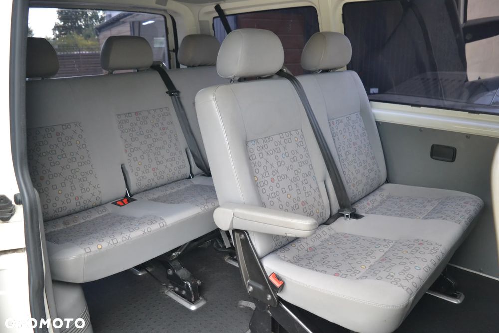 Volkswagen Transporter - 15