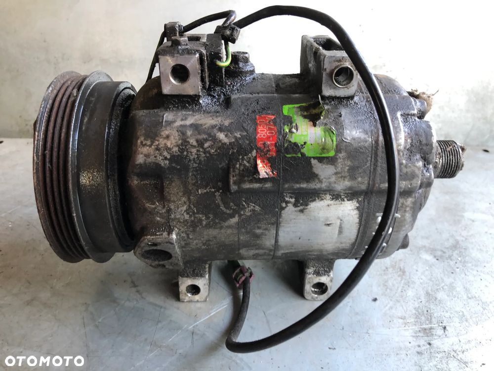 P-4711 . Kompresor Sprężarka Klimatyzacji 4PK 8D0260805D Audi A4 B5 Vw Passat B5 1.6.1.8 Benz. - Wysyłka - 2