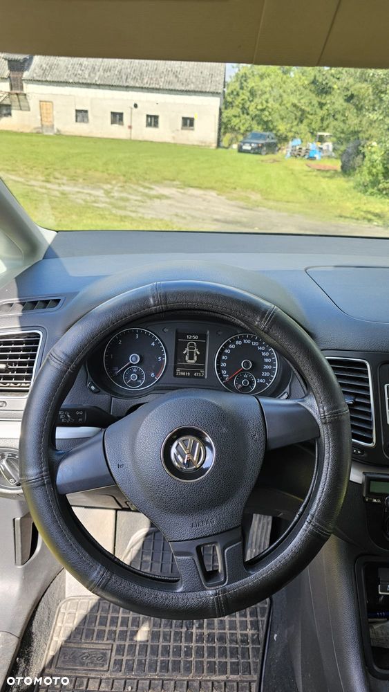 Volkswagen Sharan 2.0 TDI Comfortline DSG - 18