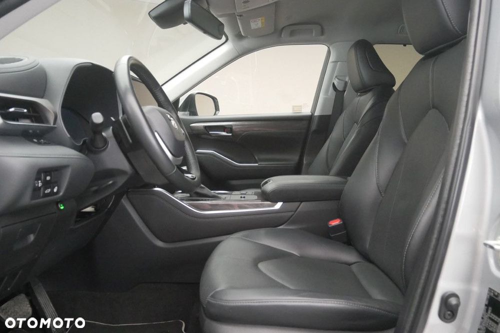 Toyota Highlander - 12