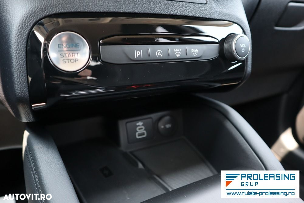 Ford Kuga - 11