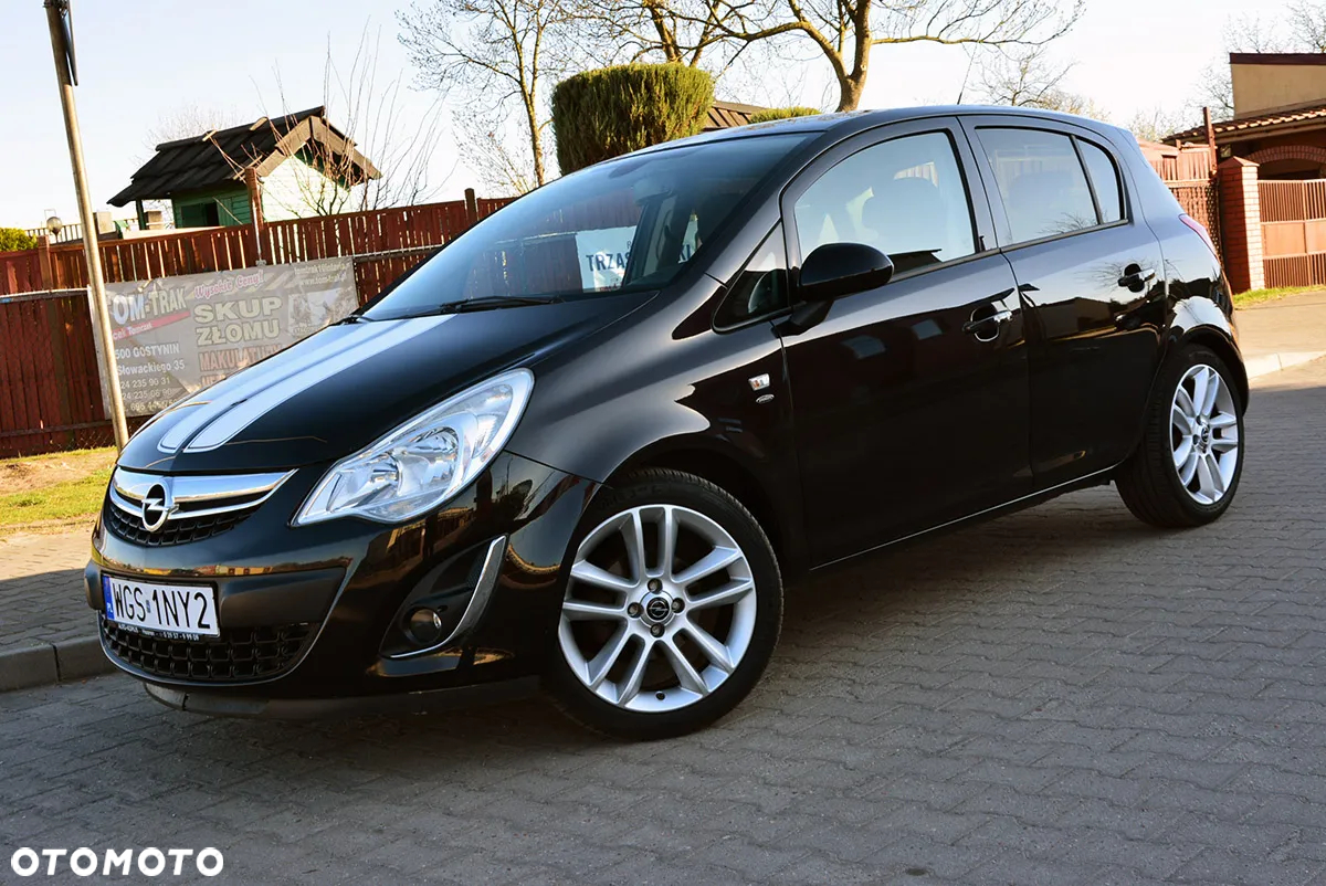 Opel Corsa 1.4 16V Satellite - 9
