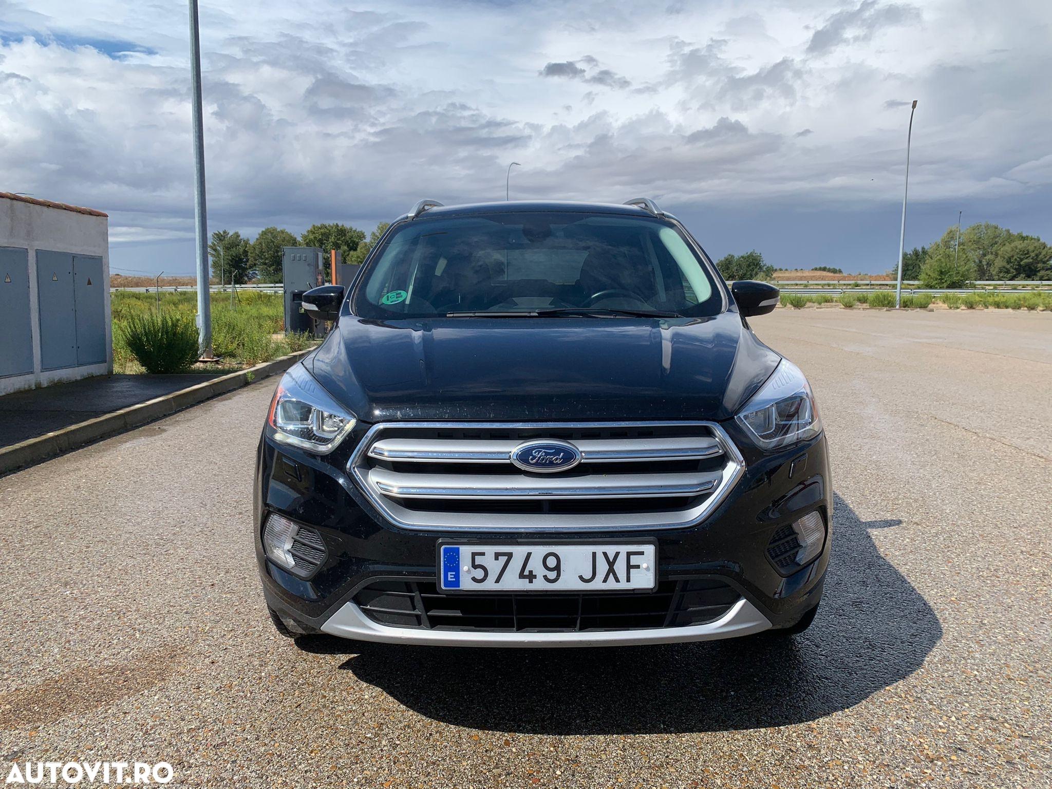 Ford Kuga 1.5 EcoBoost 2x4 Individual - 2
