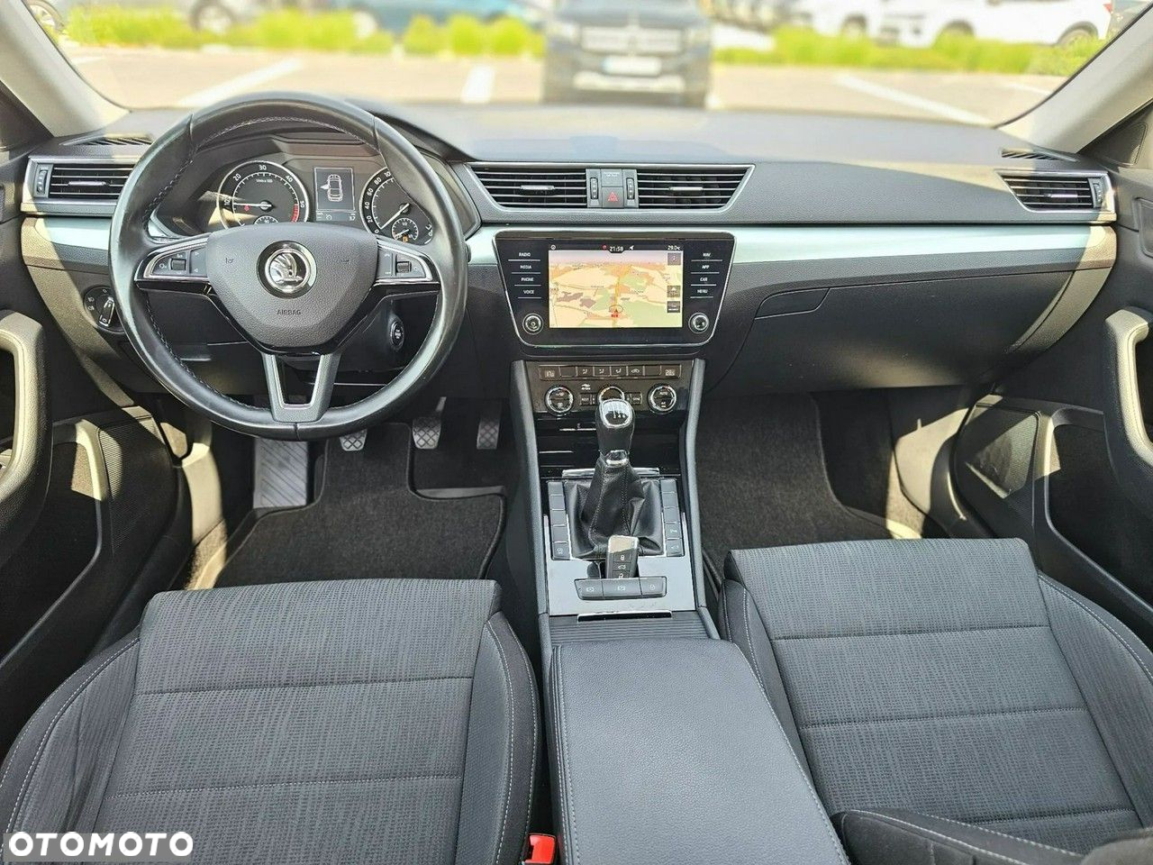 Skoda Superb 2.0 TDI SCR Style - 23