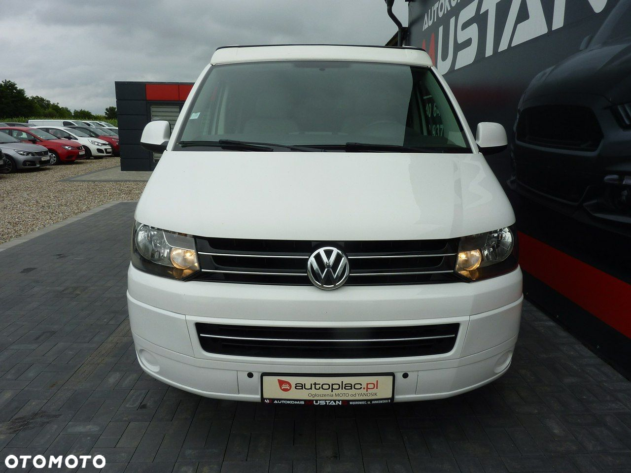 Volkswagen Transporter - 2