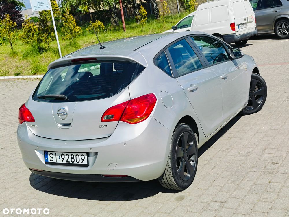 Opel Astra 1.7 CDTI Cosmo - 2