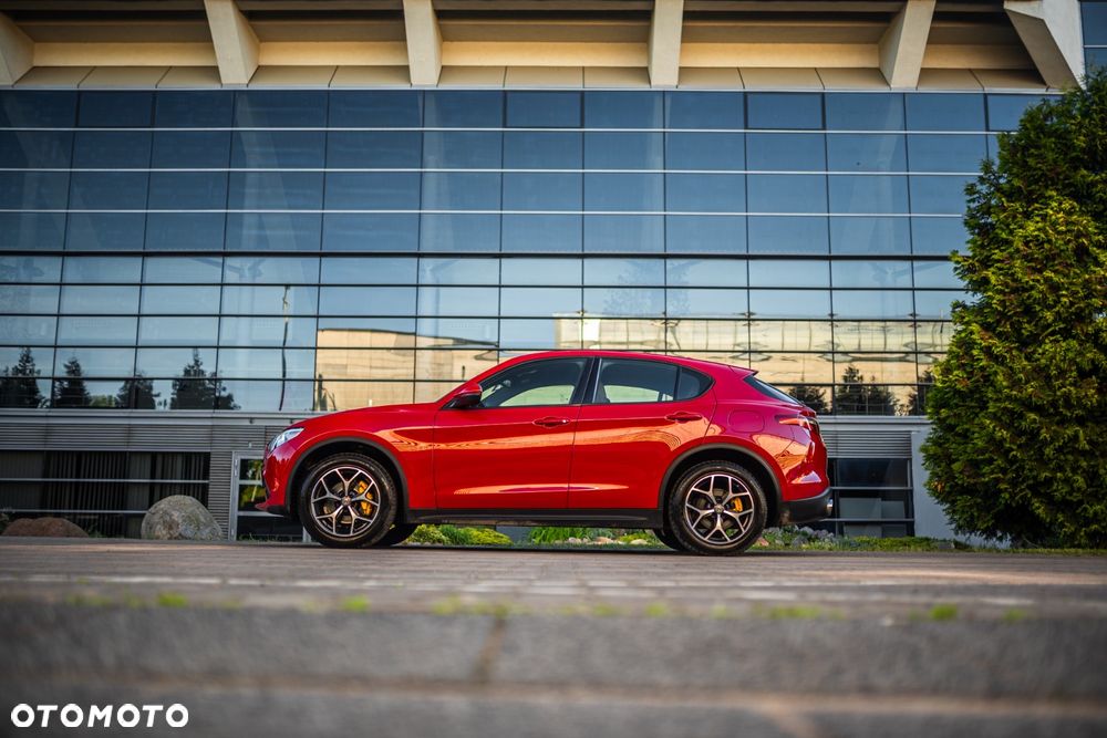 Alfa Romeo Stelvio 2.0 Turbo TI Q4 - 5