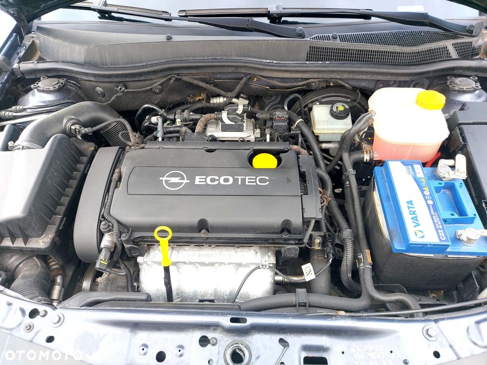 Opel Astra 1.8 Edition Plus - 21