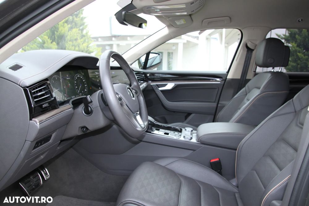 Volkswagen Touareg V6 TDI R-Style - 20