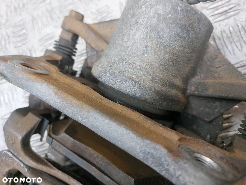 TARCZE HAMULCOWE PRZÓD + ZACISKI KIA CEED III 1.0 T-GDI PDE57 - 12