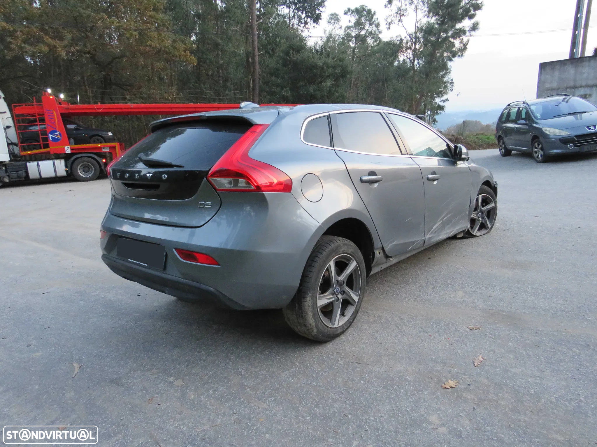 Volvo V40 1.6 D2 (114cv) de 2020 - Peças Usadas (8123) - 4