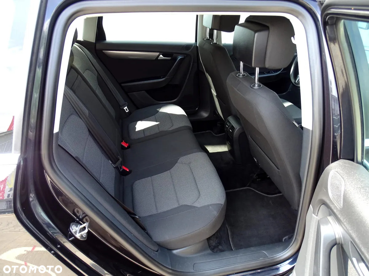Volkswagen Passat 2.0 TDI Comfortline DSG - 15