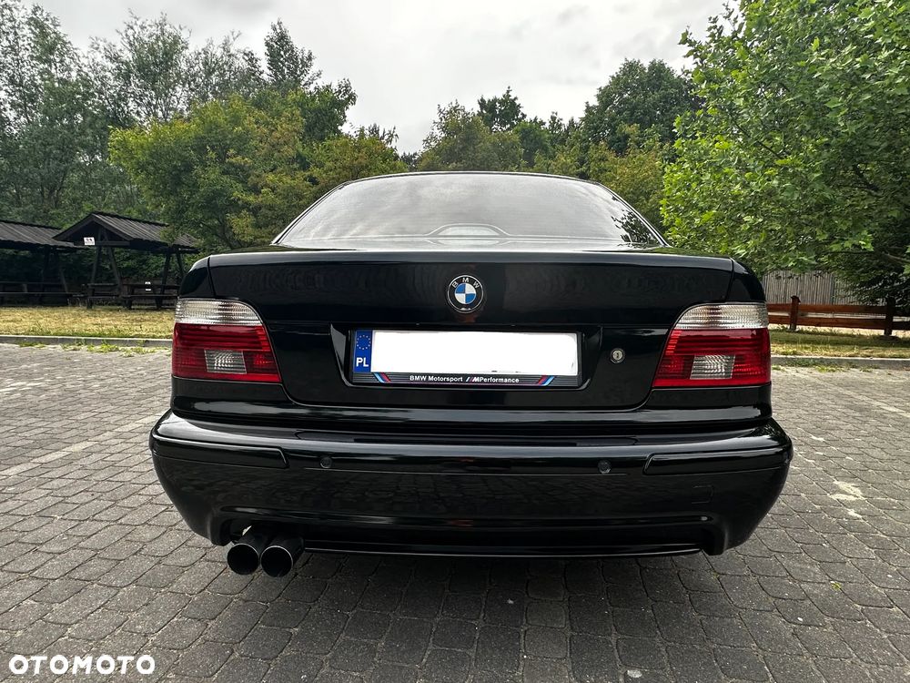 BMW Seria 5 540i - 12