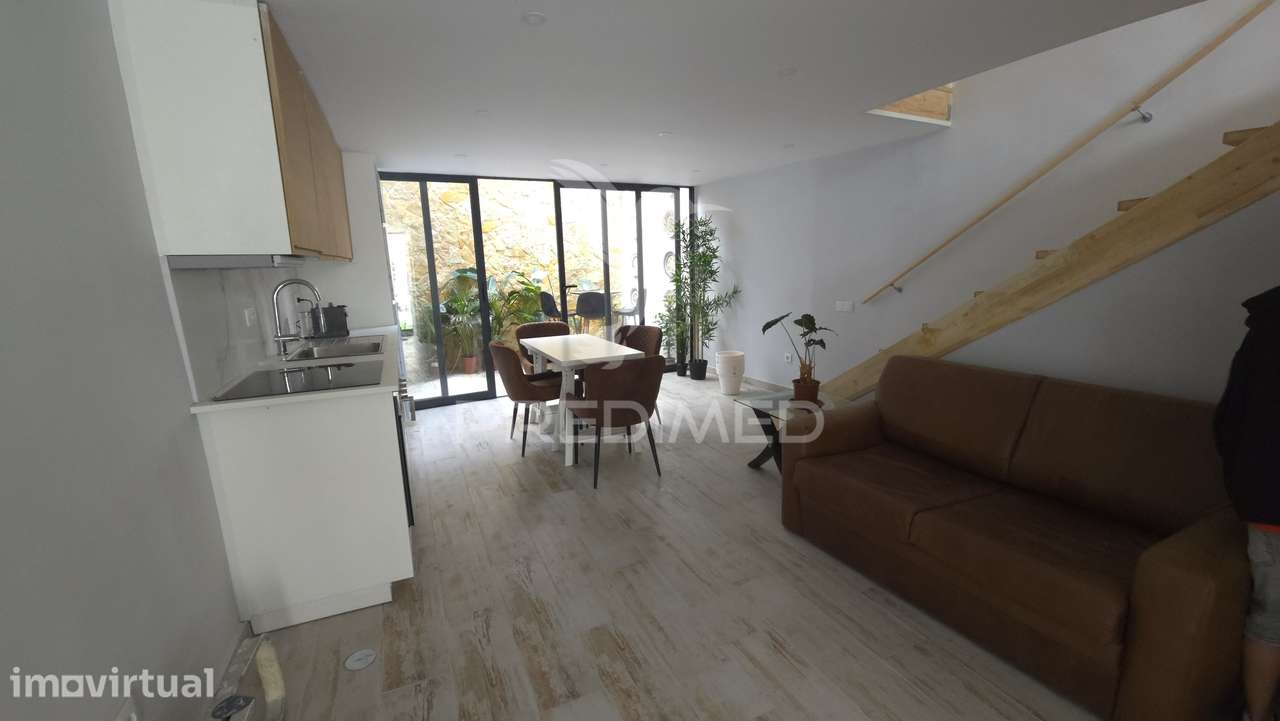 Loft T1 Único — Luz, Conforto e Design com Personalidade - Grande imagem: 5/23