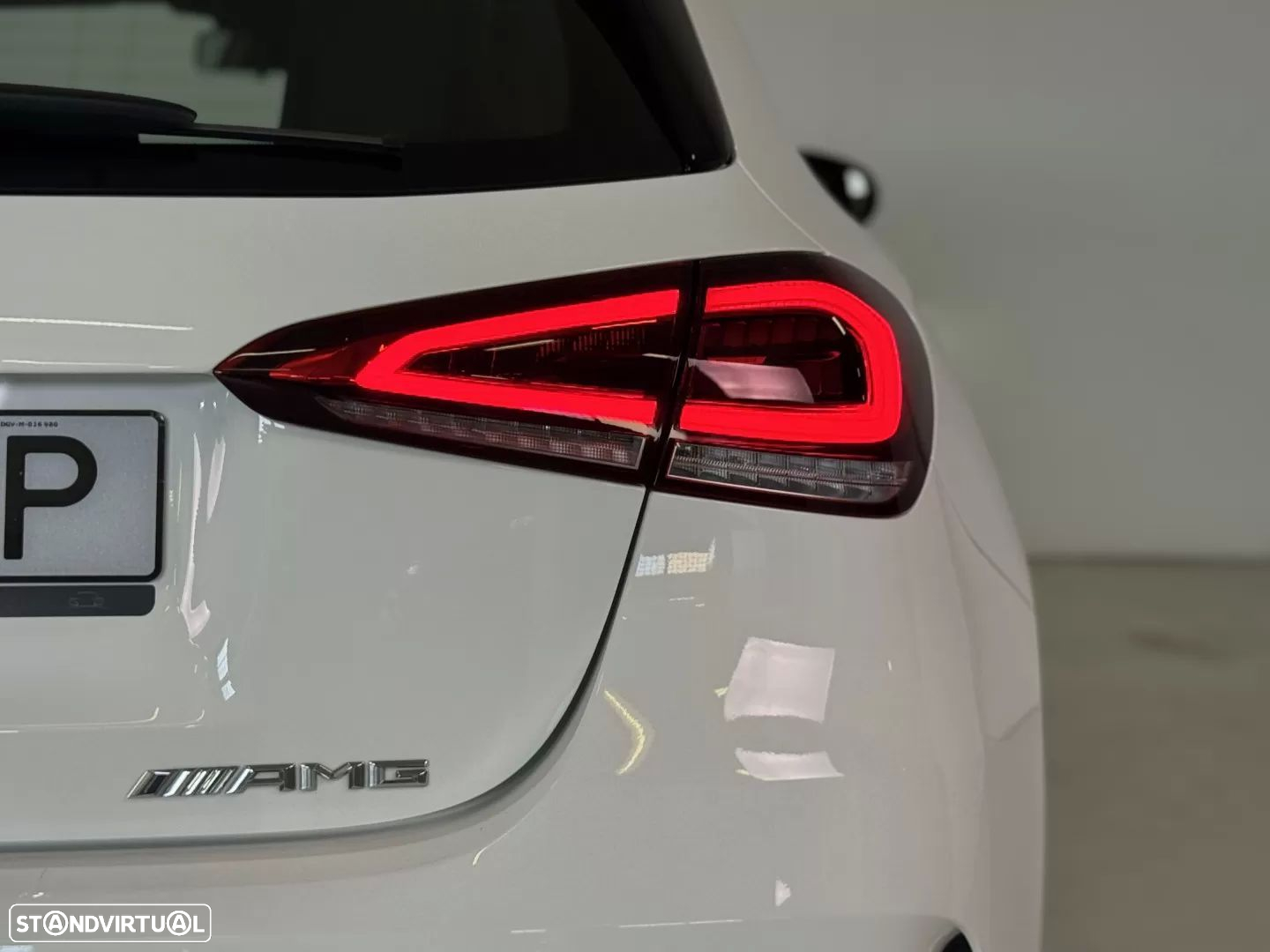 Mercedes-Benz A 160 AMG Line - 18