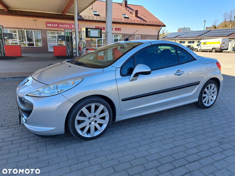 Peugeot 207 CC - 11