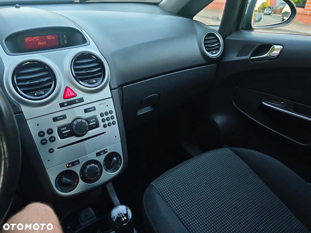 Opel Corsa 1.2 16V (ecoFLEX) Innovation - 13