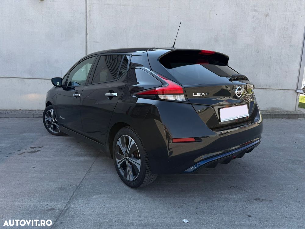 Nissan LEAF 40 kWh N-Connecta - 10