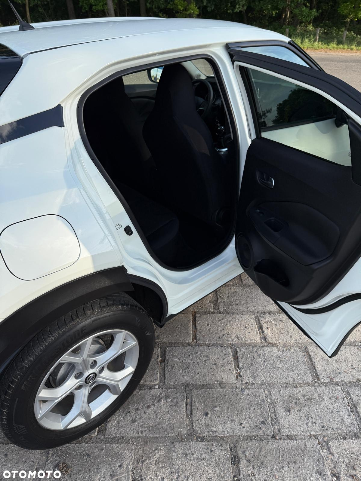 Nissan Juke 1.0 DIG-T Acenta - 19