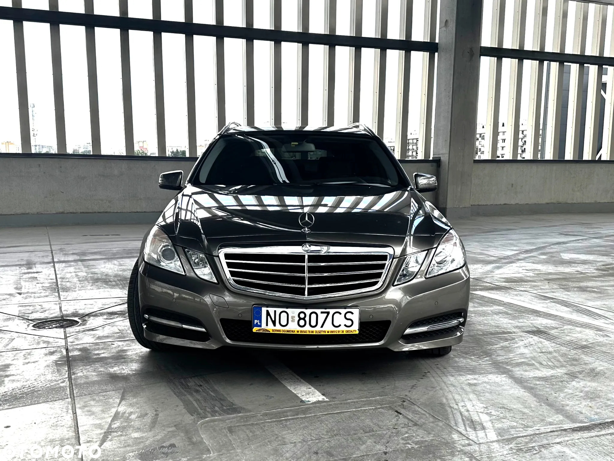 Mercedes-Benz Klasa E 200 T CGI BlueEFFICIENCY 7G-TRONIC Avantgarde - 14