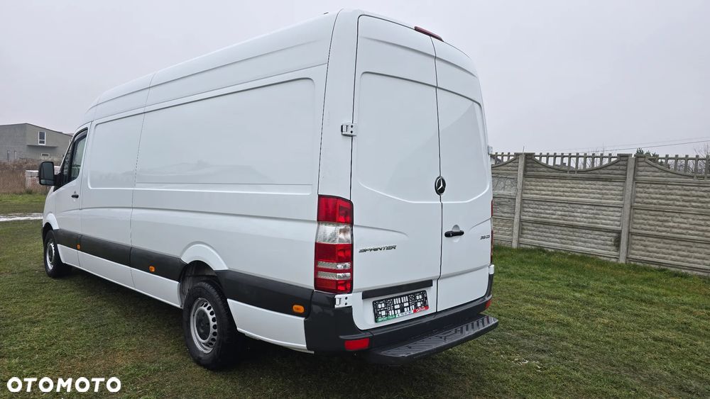 Mercedes-Benz Sprinter - 3