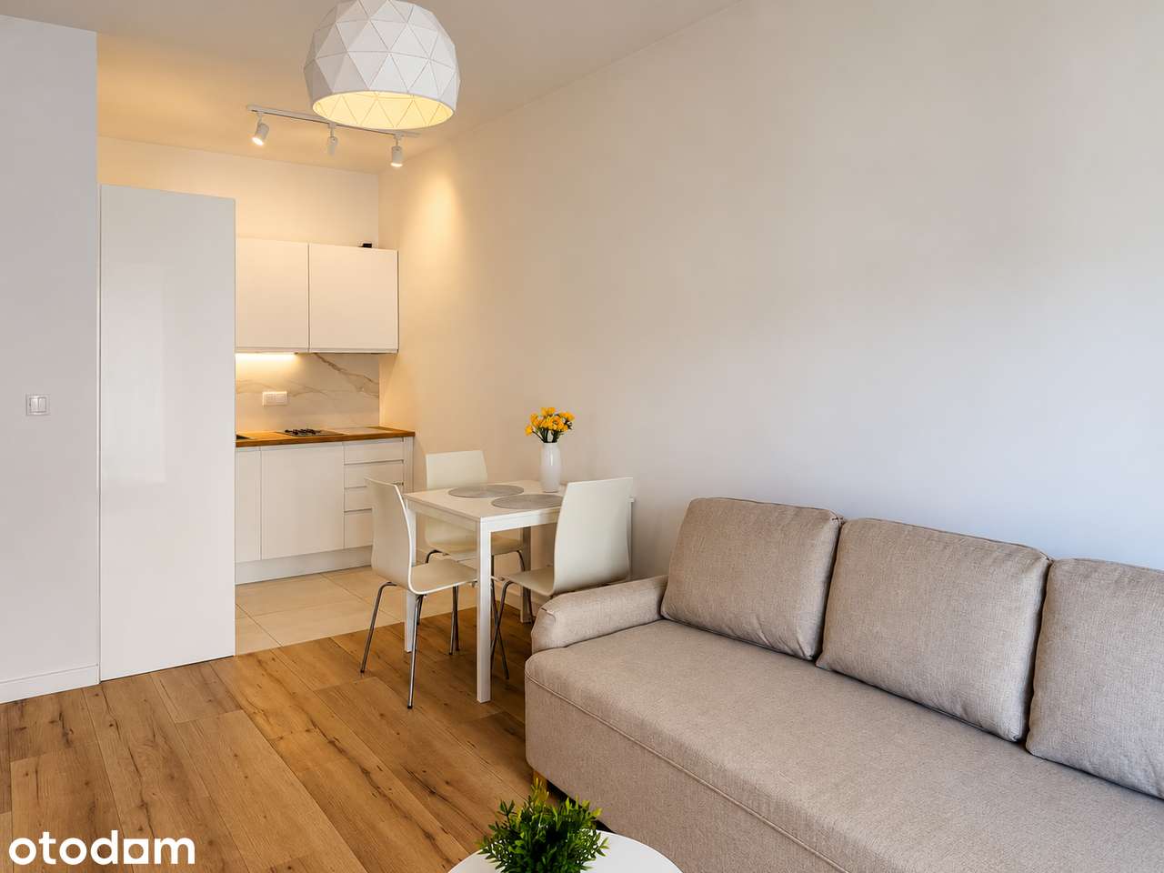 Nowoczesny apartament z balkonem | Wola Skwer | 42 m²