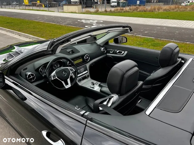 Mercedes-Benz SL 500 7G-TRONIC - 8