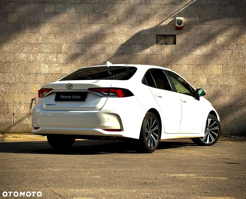 Toyota Corolla - 10