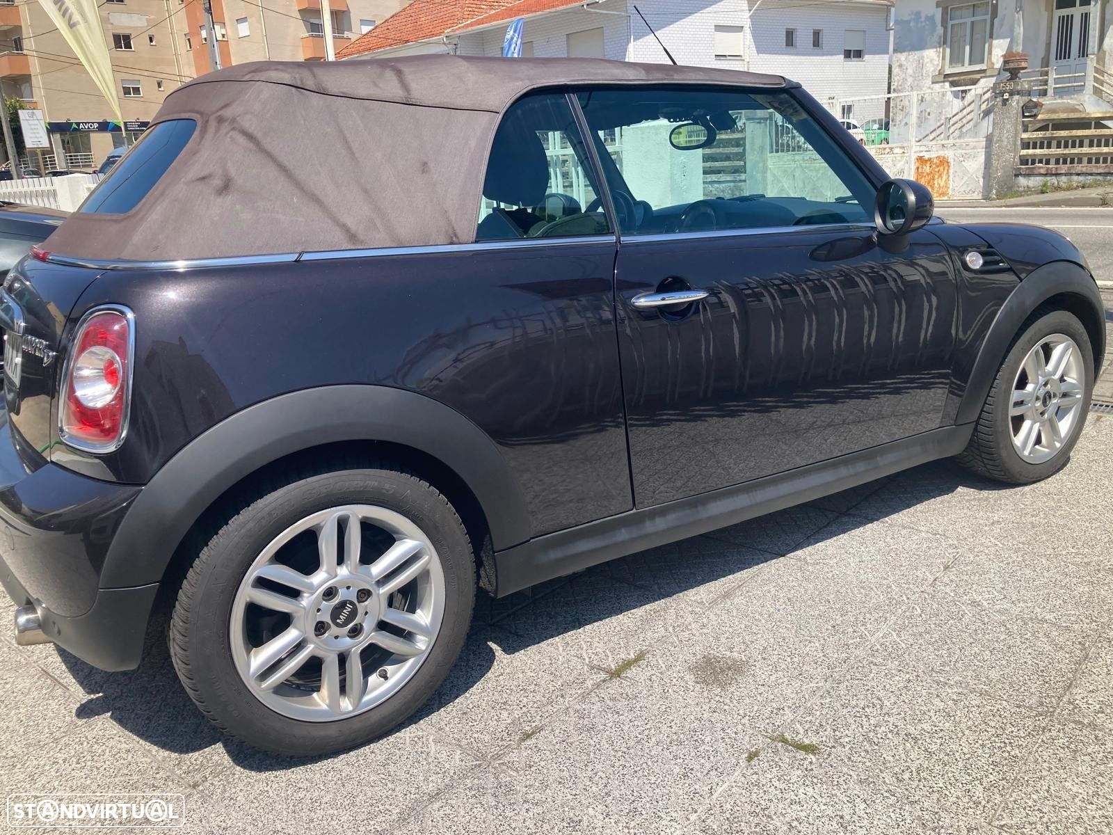 MINI Cabrio Cooper D - 12