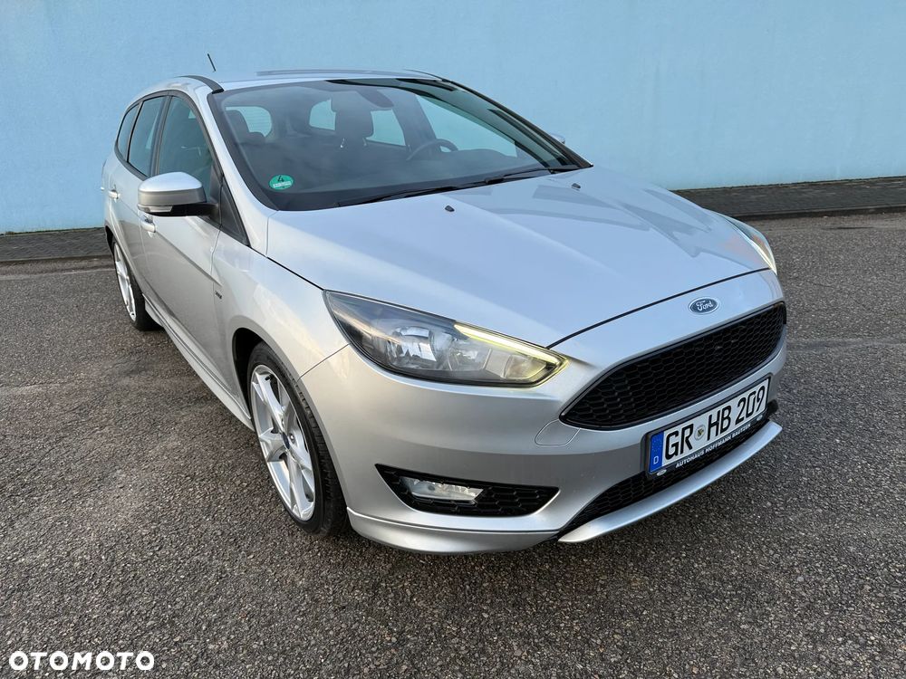 Ford Focus 1.0 EcoBoost Start-Stopp-System ST-LINE STYLE - 18