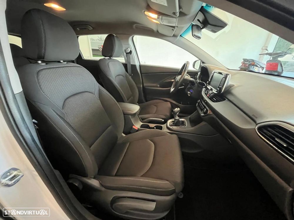 Hyundai i30 1.6 CRDI STyle - 12