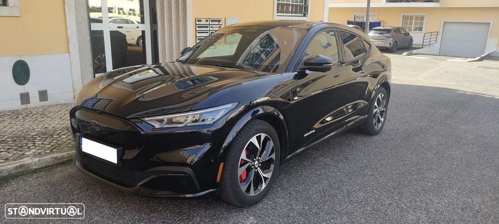 Ford Mustang Mach-E Premium - 2