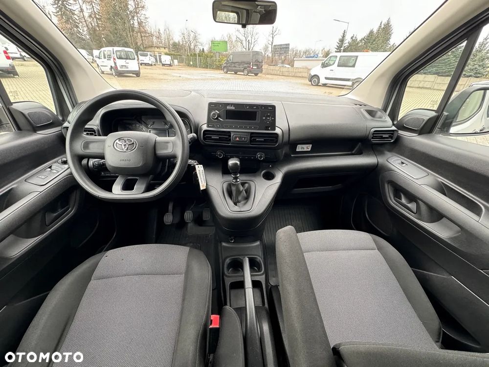 Toyota Proace City - 18