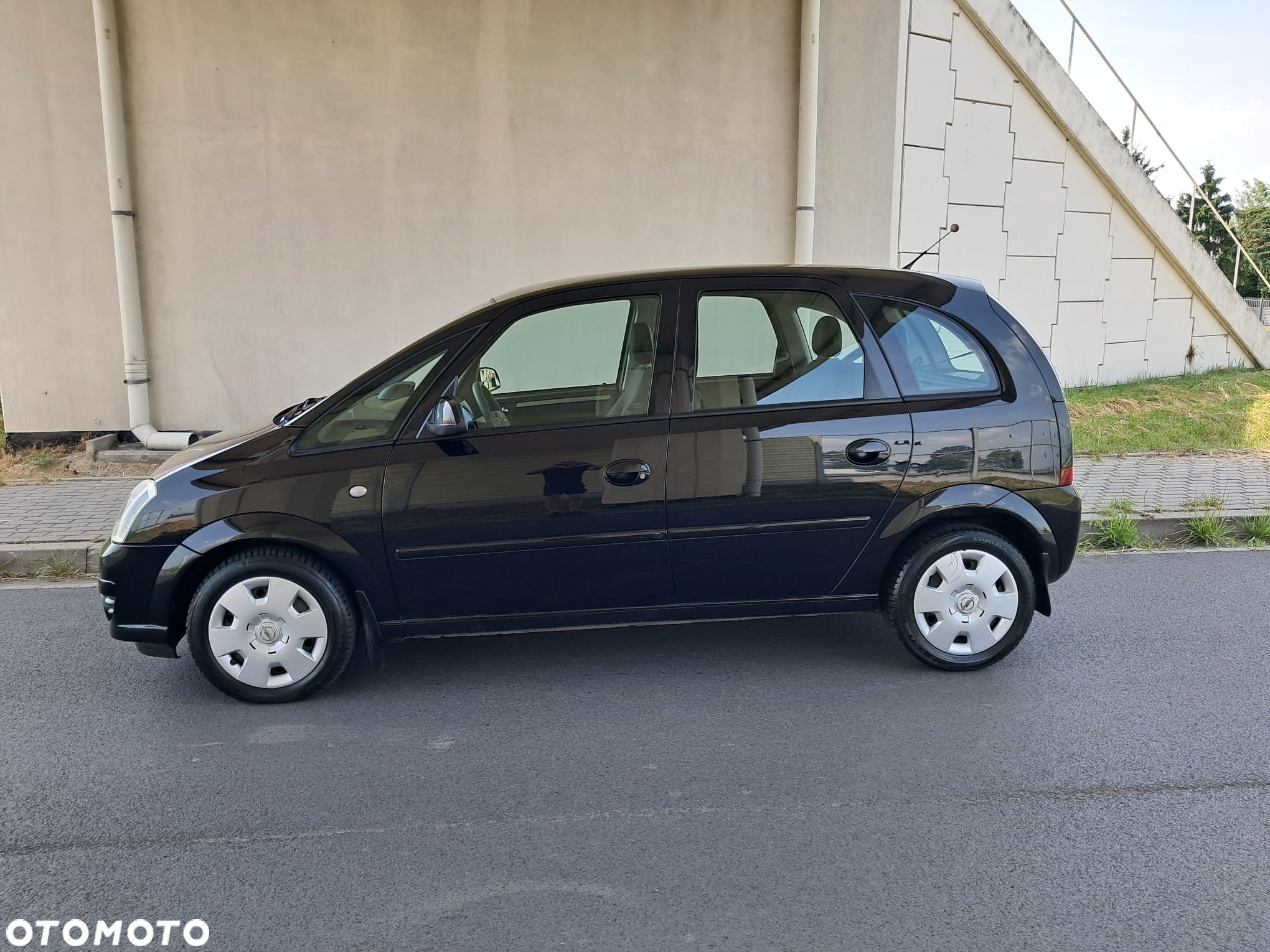 Opel Meriva 1.6 Cosmo - 3
