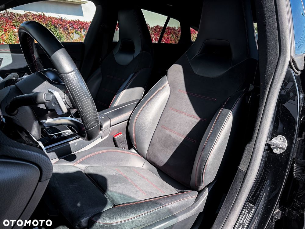 Mercedes-Benz CLA 200 7G-DCT AMG Line - 15