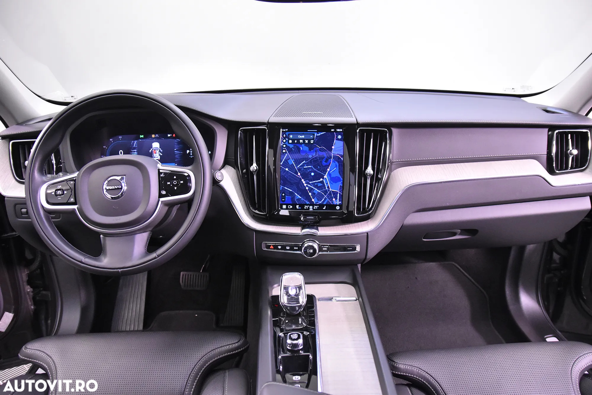 Volvo XC 60 T8 AWD Recharge Core - 9