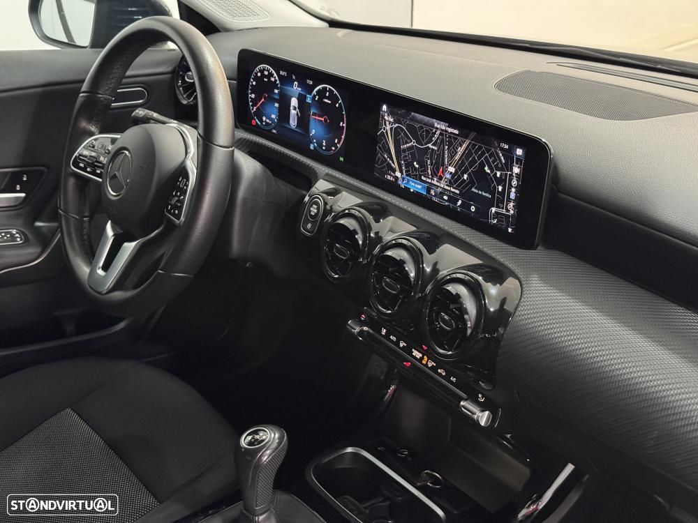 Mercedes-Benz A 180 d Style - 37