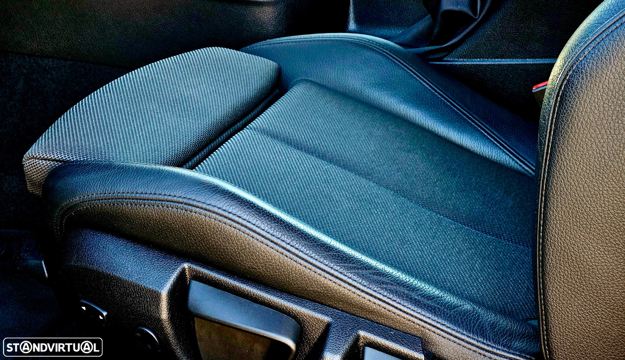 BMW 218 i Cabrio Luxury Line - 19