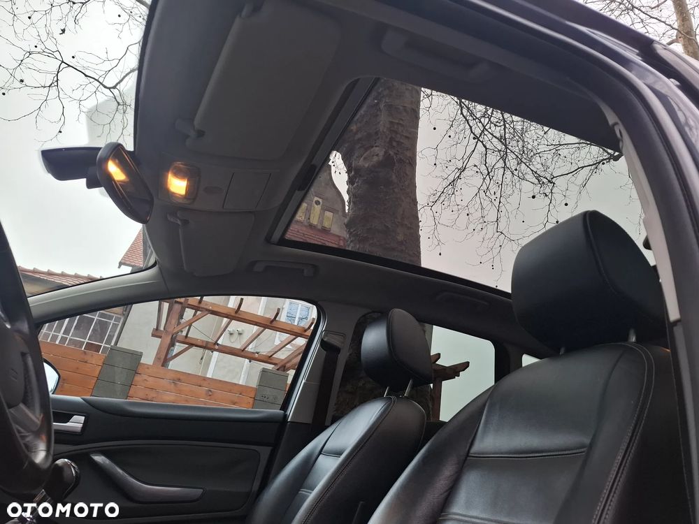 Ford Kuga 2.5 4x4 Titanium - 18