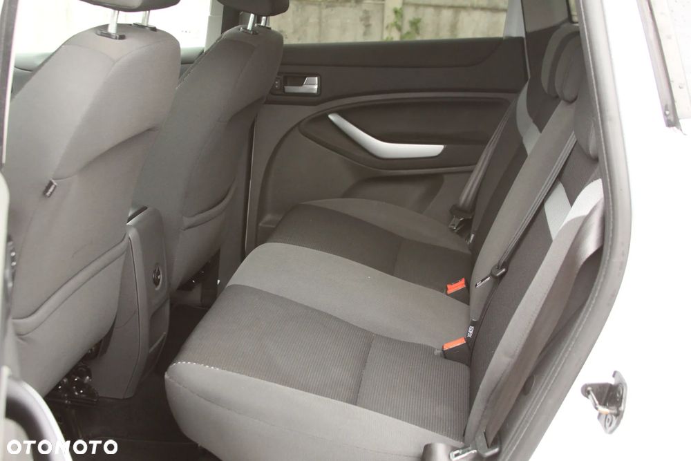Ford Kuga 2.0 TDCi 4x4 Champions Edition - 20