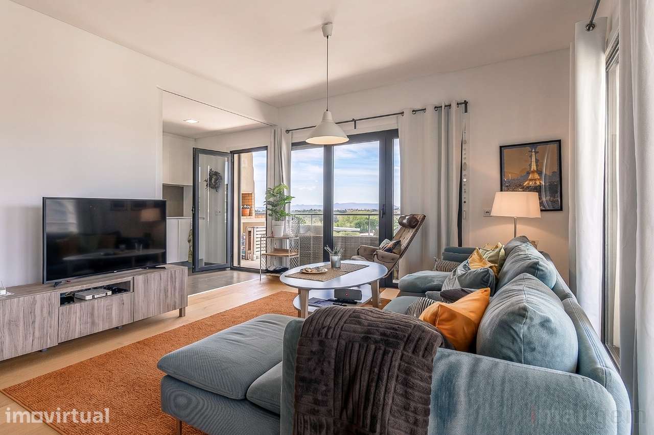 Arrendamento de apartamento T3 na Rua Doutor Jorge Munõz Cardoso - Grande imagem: 3/25