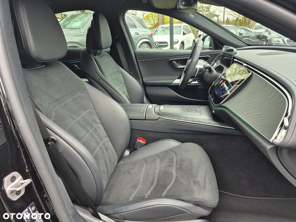 Mercedes-Benz Klasa E 220 d mHEV 4-Matic AMG 9G-Tronic - 29