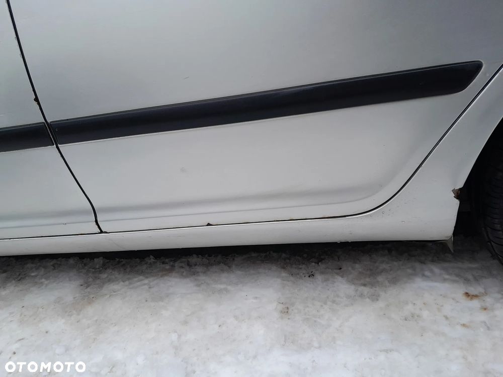 SKODA OCTAVIA II DRZWI LEWE TYLNE LEWY TYŁ KOMBI KOLOR: LF7T - 4