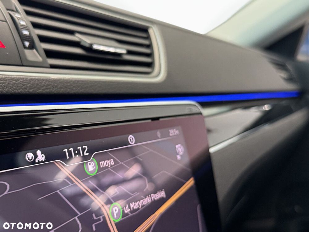 Skoda Superb 2.0 TDI SCR L&K DSG - 27