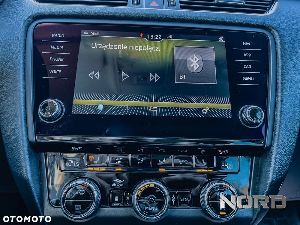 Skoda Octavia Combi 2.0 TDI 4x4 DSG Scout - 21