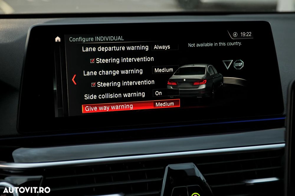 BMW Seria 5 530e xDrive AT PHEV - 25