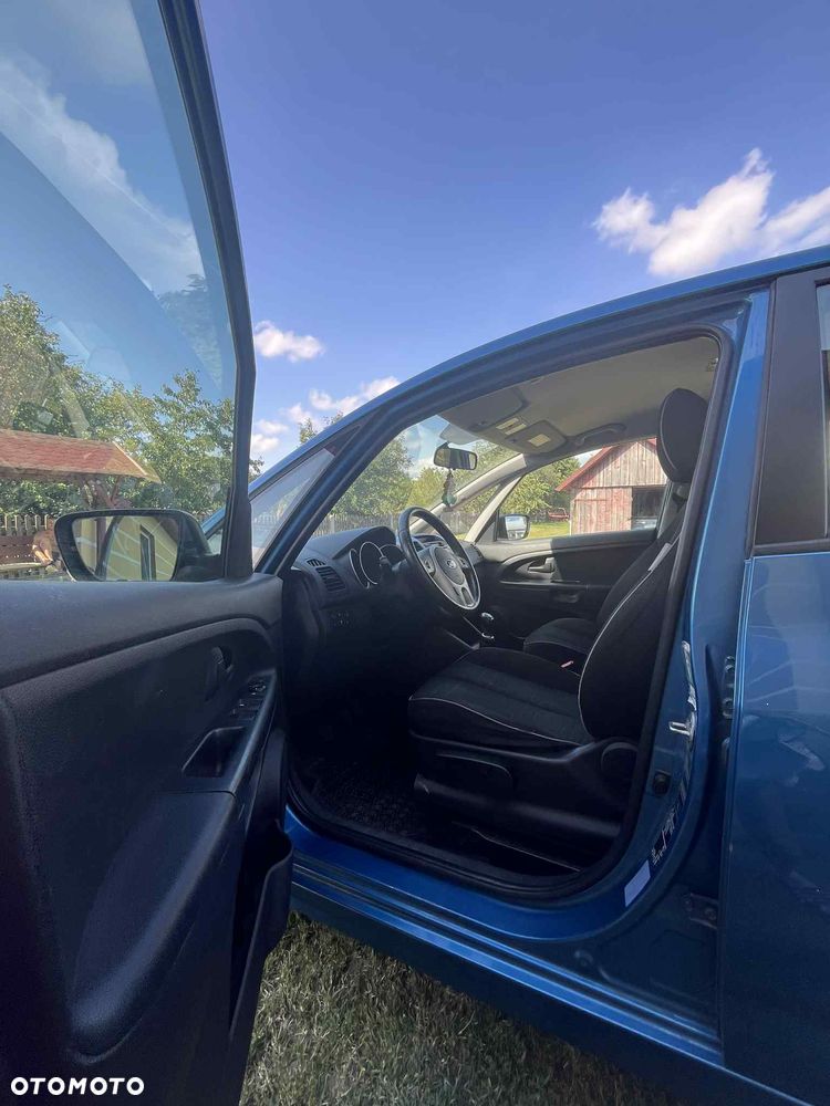 Kia Venga 1.4 CVVT ISG Spirit - 4